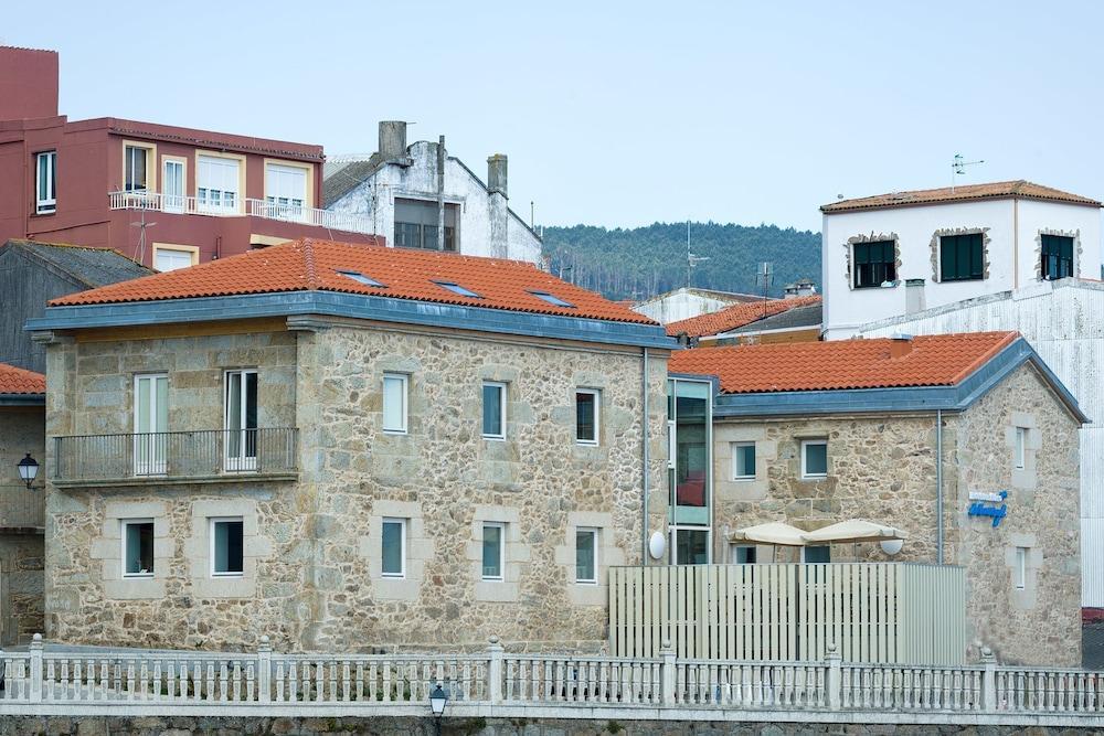 Hotel Tematico Do Banco Azul Finisterre Exterior photo